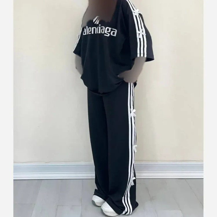 تیشرت شلوار بالنسیاگا رنگی دورس گلکسی فری سایز زنانه