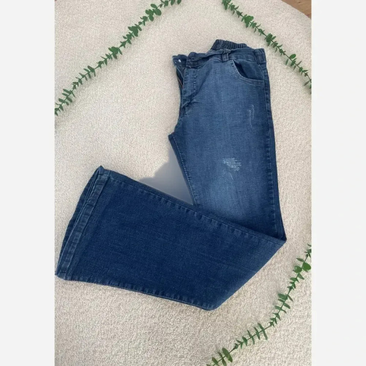 شلوار جین بوتکات زنانه باکیفیت، قد حدود 103، در رنگها و سایزهای متنوع