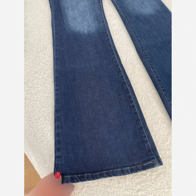 شلوار جین بوتکات زنانه باکیفیت، قد حدود 103، در رنگها و سایزهای متنوع