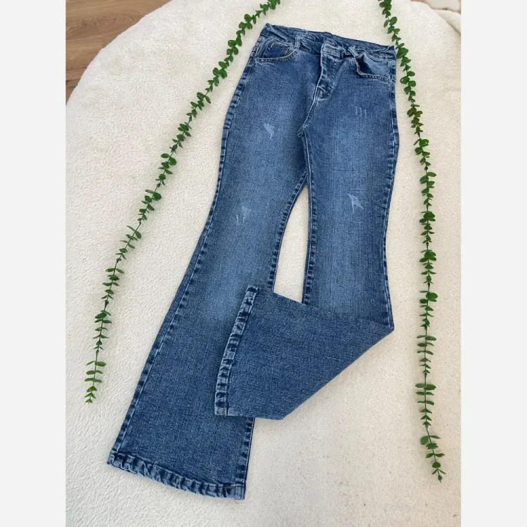 شلوار جین بوتکات زنانه باکیفیت، قد حدود 103، در رنگها و سایزهای متنوع