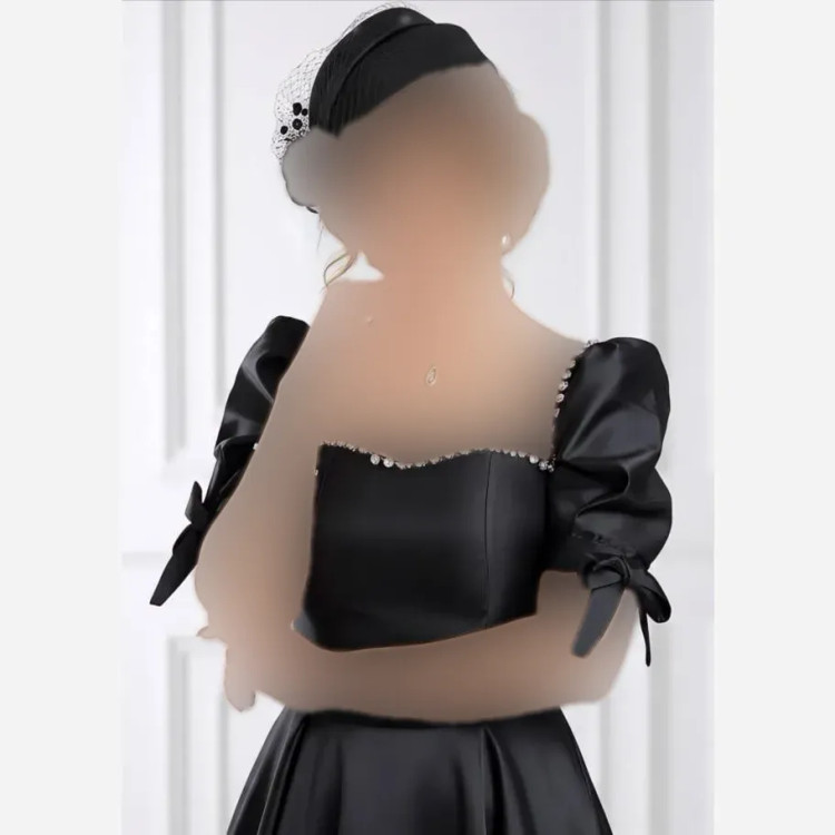 مانتو ساتن آمریکایی نگین دوزی شده زنانه با دوخت و پارچه تضمینی در رنگها و سایزهای متنوع