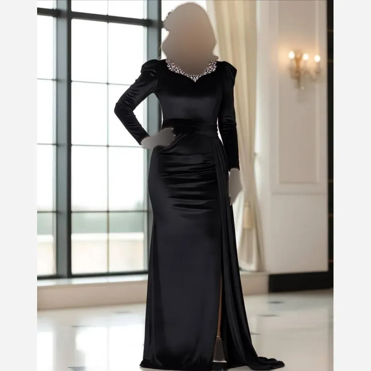 مانتو مخمل نگین دوزی شده زنانه کد 142 مشکی سایز 38 تا 48