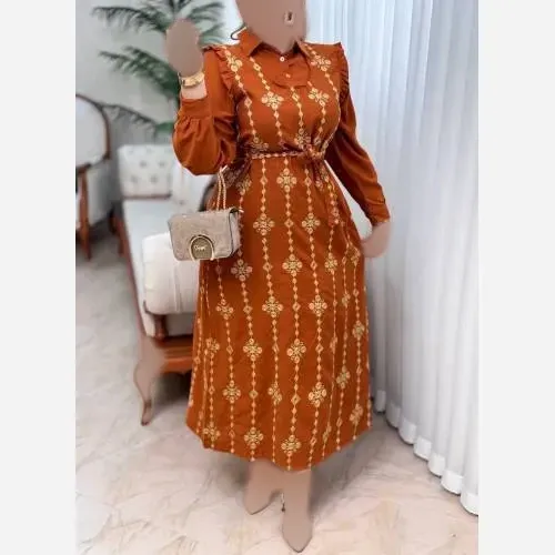پیراهن مجلسی زنانه طلاکوب ستاره اسکادا سایزبزرگ مناسب 38 تا 48