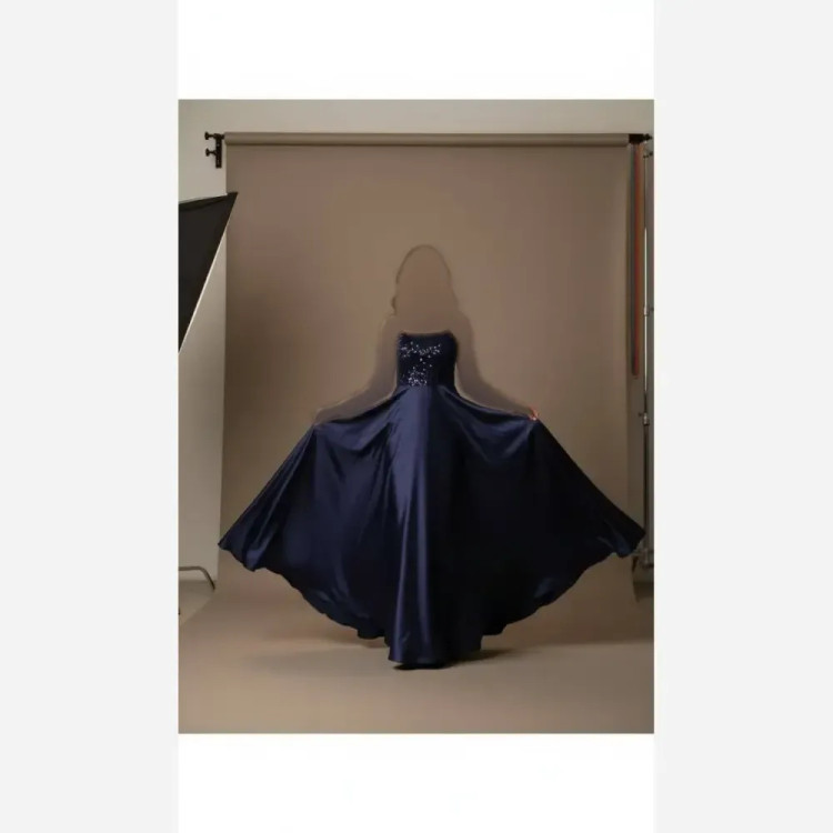 لباس مجلسی زنانه مدل آرمیتا ماکسی ساتن آمریکایی و پولک مخمل سایز 38 تا 46