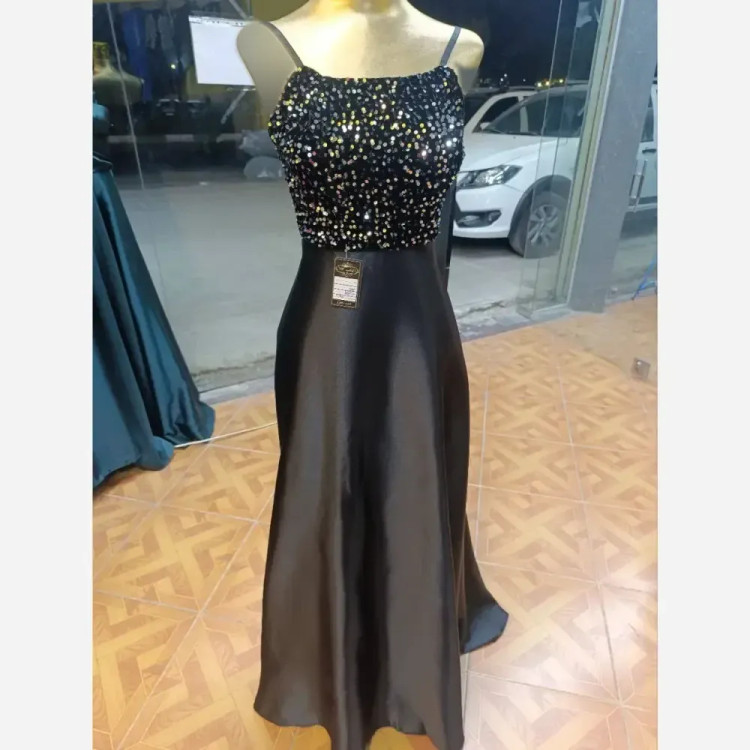 لباس مجلسی زنانه مدل آرمیتا ماکسی ساتن آمریکایی و پولک مخمل سایز 38 تا 46