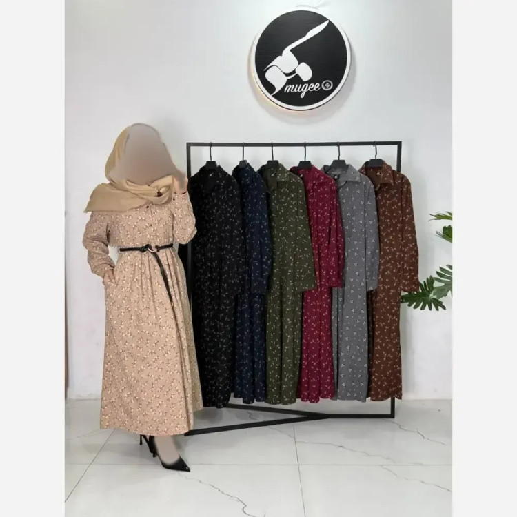 مانتو مخمل کبریتی طرح نجوا گلدار پاییزه فری سایز زنانه کد 7440