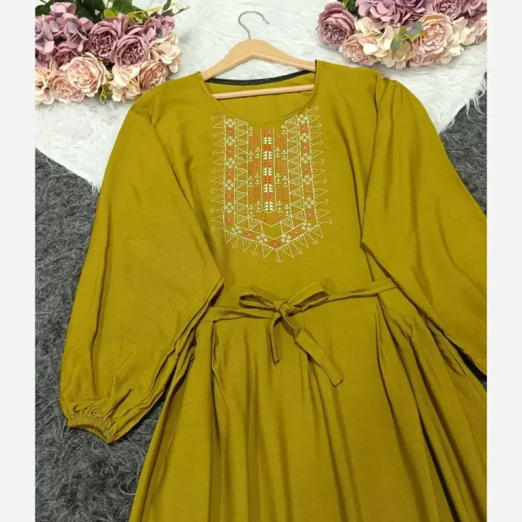 پیراهن ساحلی نخی بلند زنانه فری سایز کد 9660 با گلدوزی چاپی