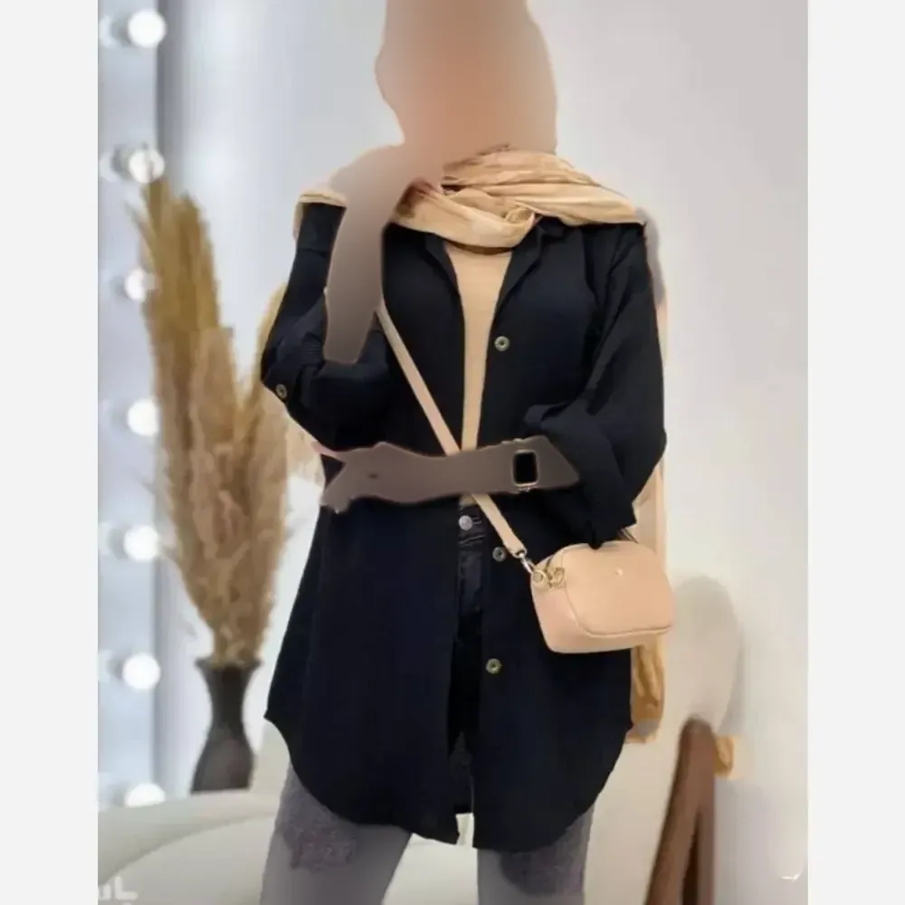 شومیز مانتویی ایوا فری سایز تا 48 مشکی جنس ایوا باکیفیت قد 75 دور سینه 114