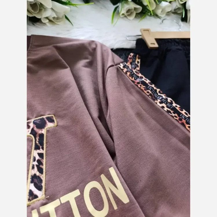 ست زنانه لویی ویتون پلنگی گلکسی پنبه فری سایز 38-48 شیک و زیبا