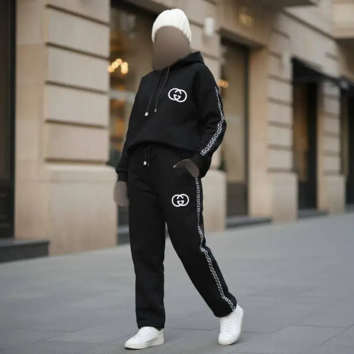 ست هودی و شلوار اسپرت زنانه و مردانه گوچی مدل بگ گلکسی پنبه فری سایز تا 50 مشکی