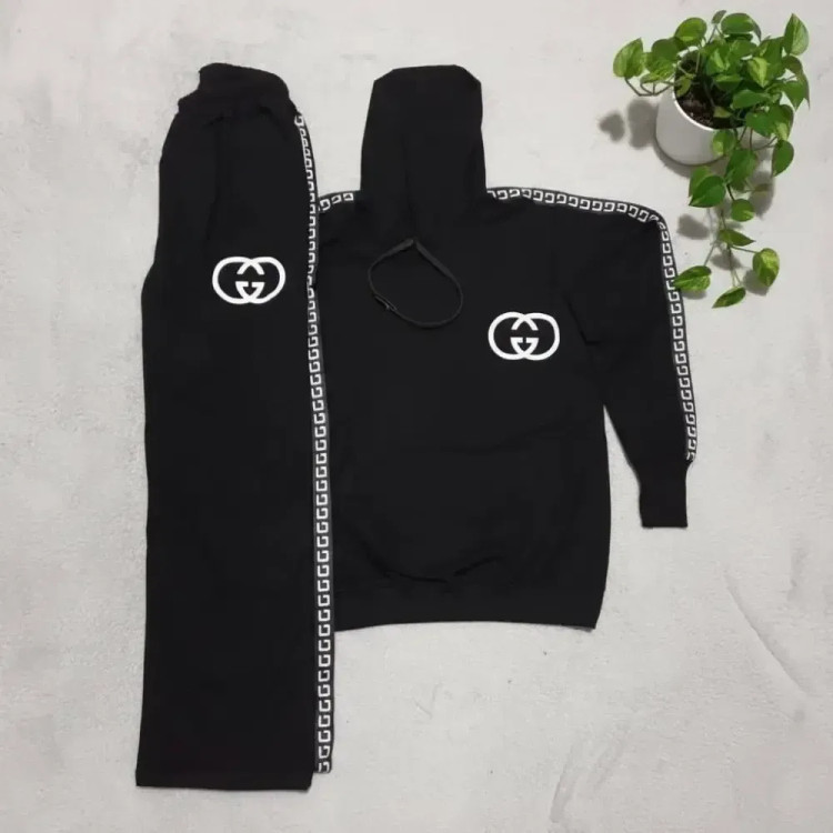 ست هودی و شلوار اسپرت زنانه و مردانه گوچی مدل بگ گلکسی پنبه فری سایز تا 50 مشکی