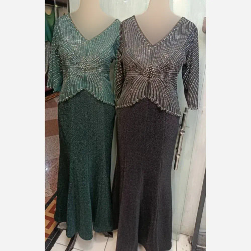 پیراهن مجلسی ماکسی سایزبزرگ روناک جدید زنانه سایزبندی 44 تا 54 قد 150 تور لمه ترک نگین مروارید مشکی سبز