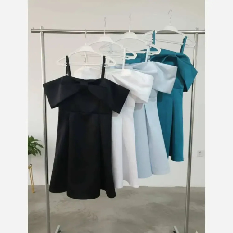 پیراهن دخترانه نازی ساتن درجه یک سایزبندی 5 تا 13 سال مشکی کله غازی سفید آبی