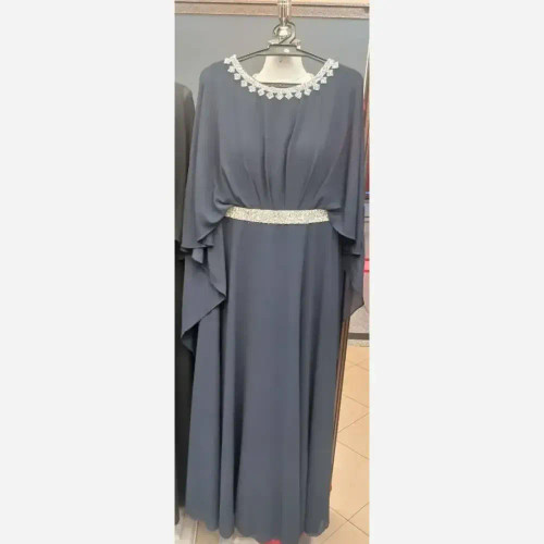 پیراهن حریر سایزبزرگ زنانه مدل خورشید کد 76407 سایزبندی 44 تا 56 قد 155 کرپ حریر آستردار کاپ دار مشکی سورمه ای