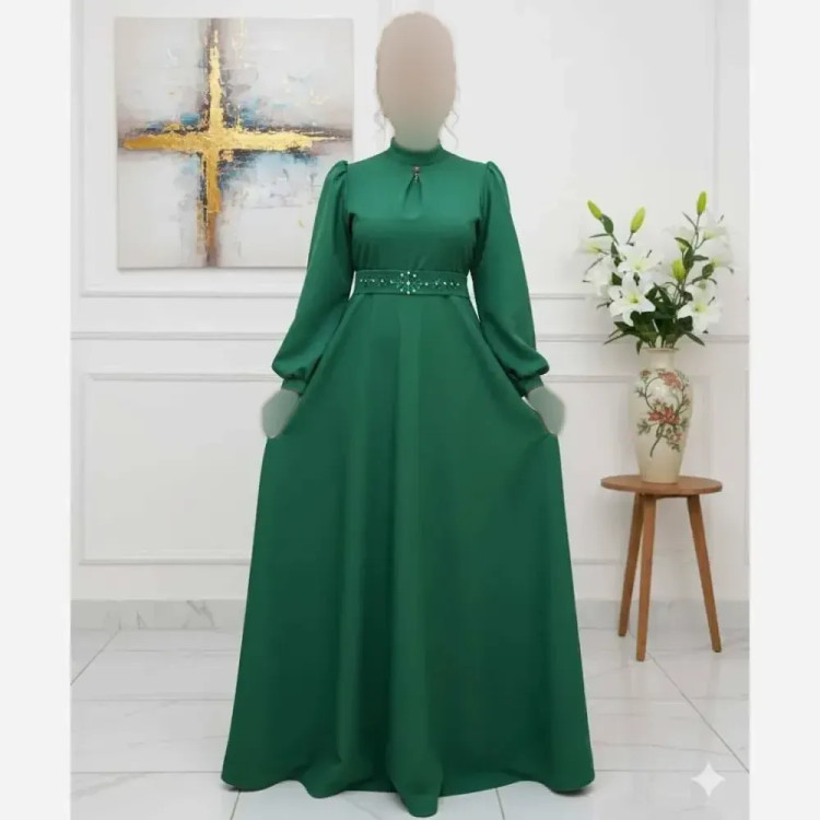 پیراهن مجلسی زنانه ناز کد 76401 سایزبندی 38 تا 52 قد 150 رنگ سبز و قرمز جنس مازراتی