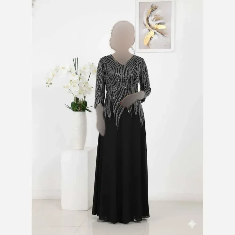 ماکسی نگینی دلبر سایزبزرگ زنانه کرپ حریر سایزبندی 46 تا 52 مشکی یشمی