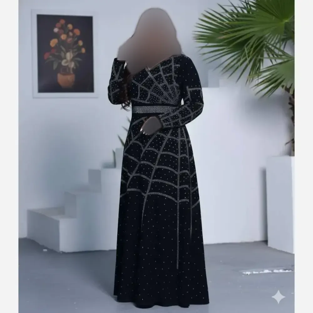 تونیک مجلسی زنانه سایزبزرگ طناز نگیندار مشکی قد 150 سایزبندی 48 تا 60 کرپ مازراتی