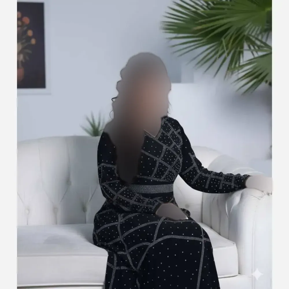 تونیک مجلسی زنانه سایزبزرگ طناز نگیندار مشکی قد 150 سایزبندی 48 تا 60 کرپ مازراتی