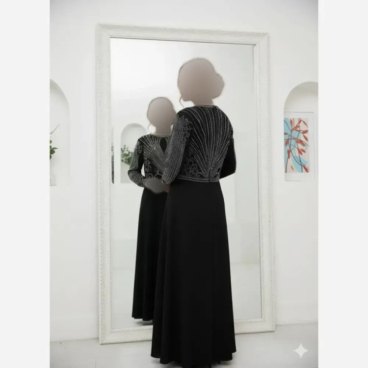 مانتو مجلسی زنانه شهلا کرپ دالقیچ نگین دار قد 150 مشکی سورمه ای سایزبزرگ