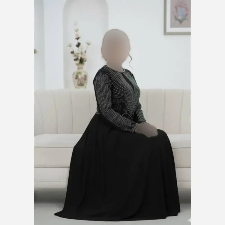 مانتو مجلسی زنانه شهلا کرپ دالقیچ نگین دار قد 150 مشکی سورمه ای سایزبزرگ