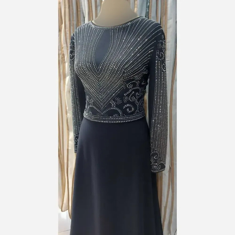 مانتو مجلسی زنانه شهلا کرپ دالقیچ نگین دار قد 150 مشکی سورمه ای سایزبزرگ