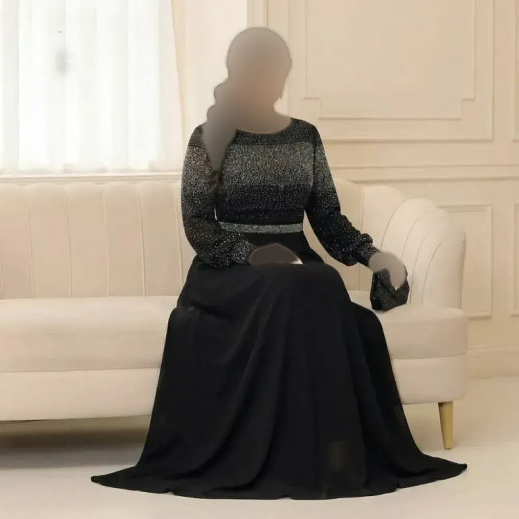 مانتو زنانه فرناز حریر نگیندار سایزبندی 44 تا 52 مشکی سبز