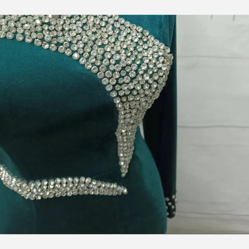 سارینا مخمل قد 150 مشکی سبز سایز 44 تا 54