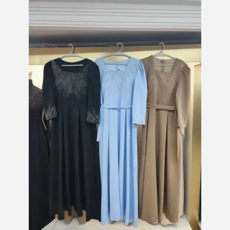 مانتو زنانه هلن کرپ مازراتی قد 150 در رنگها و سایزهای متنوع