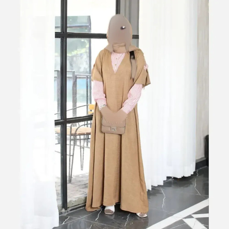 مانتو زنانه طرح ستایش شانتون و لینن قد 140-142 دکمه کاربردی مشکی سورمه ای نسکافه ای سایز 1 و 2