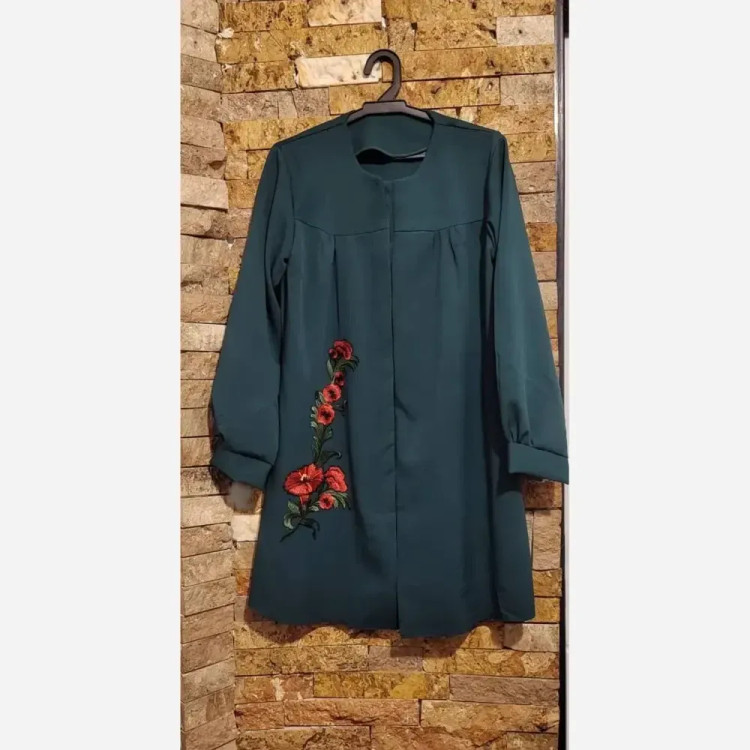 مانتو طرح گل گیس مازراتی سبز و مشکی سایز 1 و 2 قد 90