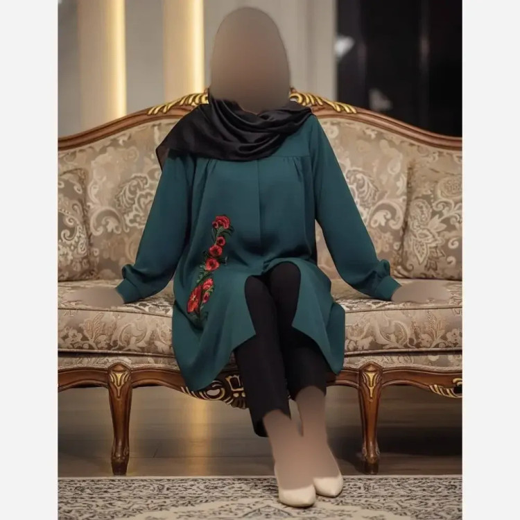 مانتو طرح گل گیس مازراتی سبز و مشکی سایز 1 و 2 قد 90