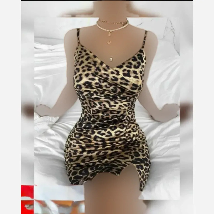 پیراهن میدل پلنگی فری سایز 36 تا 44 قد 80 جنس فلامنت نرم و لطیف