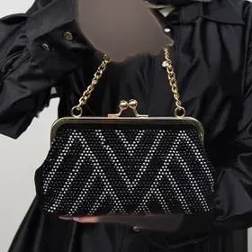 کیف مجلسی زنانه مهرو نانسی نگین دار مشکی بند بلند گوشیخور 12*22 سانت