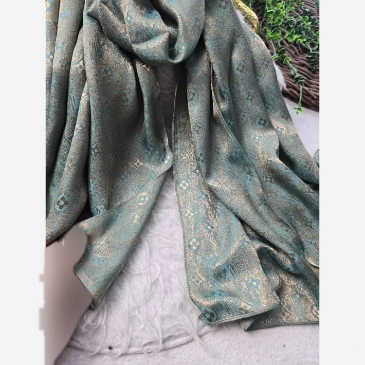 شال طلاکوب ژاکارد پتینه دورو ابعاد 65×178 فری سایز