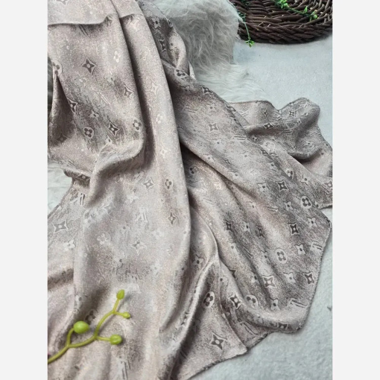شال طلاکوب ژاکارد پتینه دورو ابعاد 65×178 فری سایز
