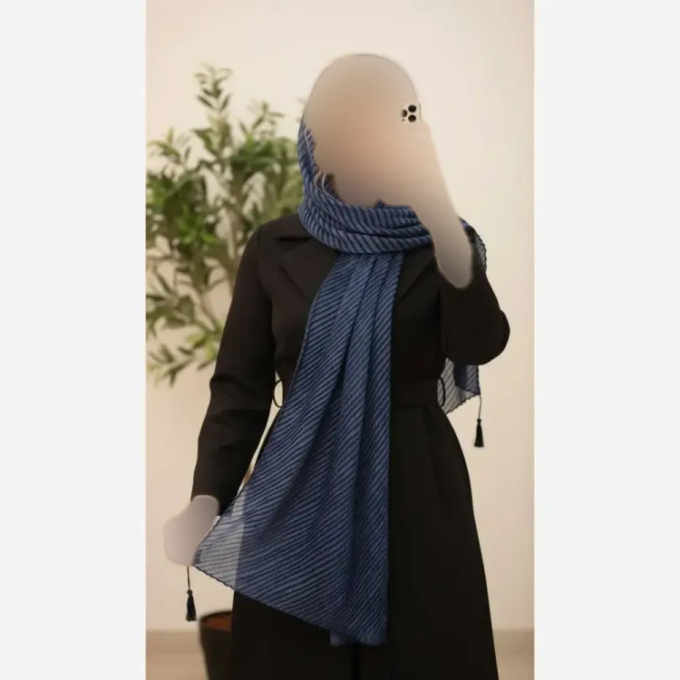 شال طیفی حریر ژاکارد پلیسه ابعاد 51*200 فری سایز رنگ بندی متنوع