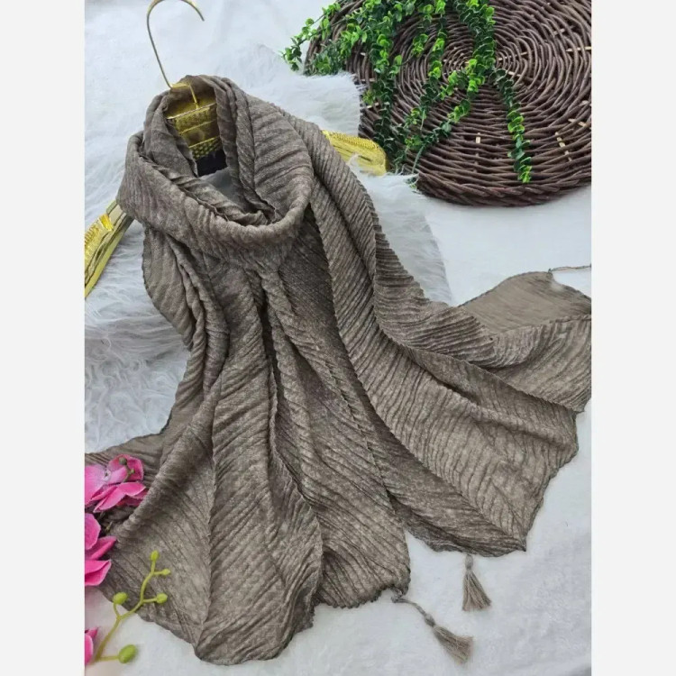 شال طیفی حریر ژاکارد پلیسه ابعاد 51*200 فری سایز رنگ بندی متنوع