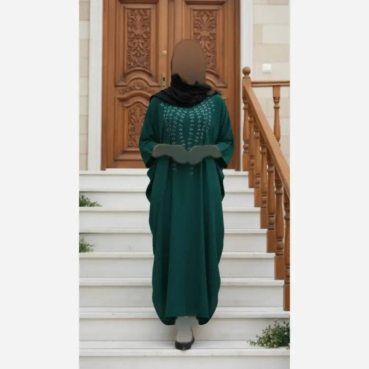 عبا گندم الیزه درجه یک قد 135 دور سینه آزاد تا 210 قد آستین از یقه 57 سبز مشکی کرم