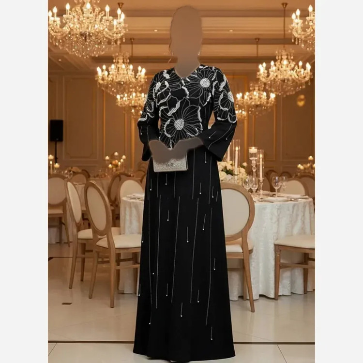 مانتو فانوس کرپ دالقیچ مشکی با نگین و مروارید سایزبزرگ قد 150-155