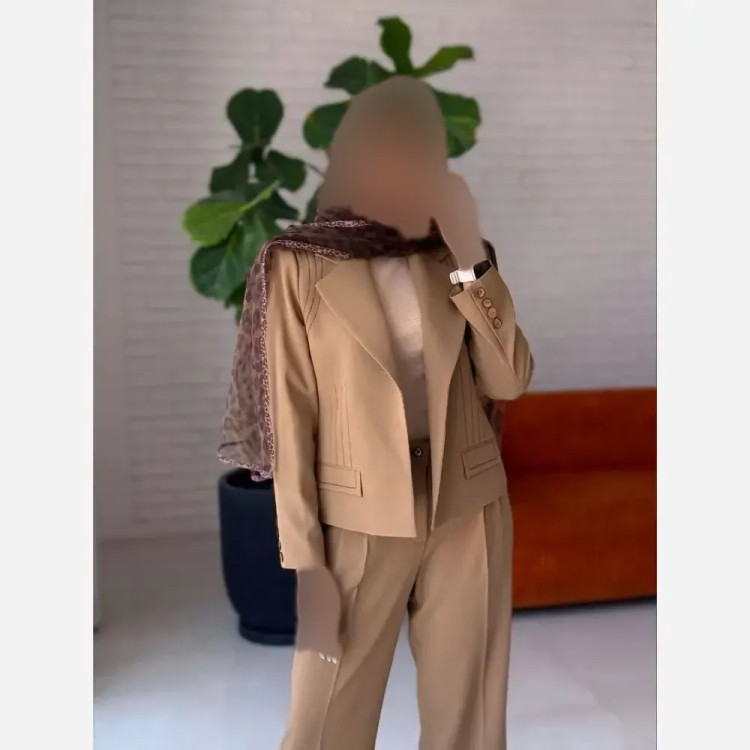 کت شلوار شاپرک کرپ مازراتی دبل گرم بالا مشکی کرمی سایز 1 و 2