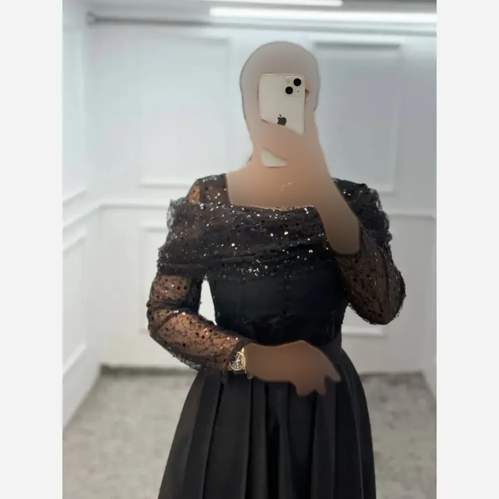 پیراهن ماکسی گیلدا پولک و ساتن آمریکایی درجه یک قد 152 سایزبندی 38 تا 52