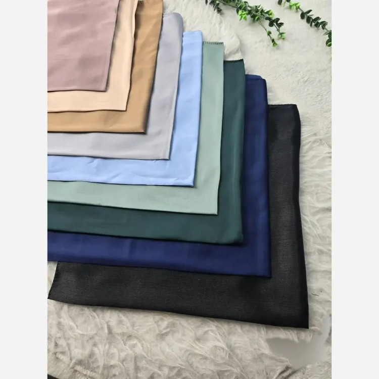 مینی اسکارف ساتن سیلک ابعاد 75*75 رنگبندی شیک و عروسکی بهاره