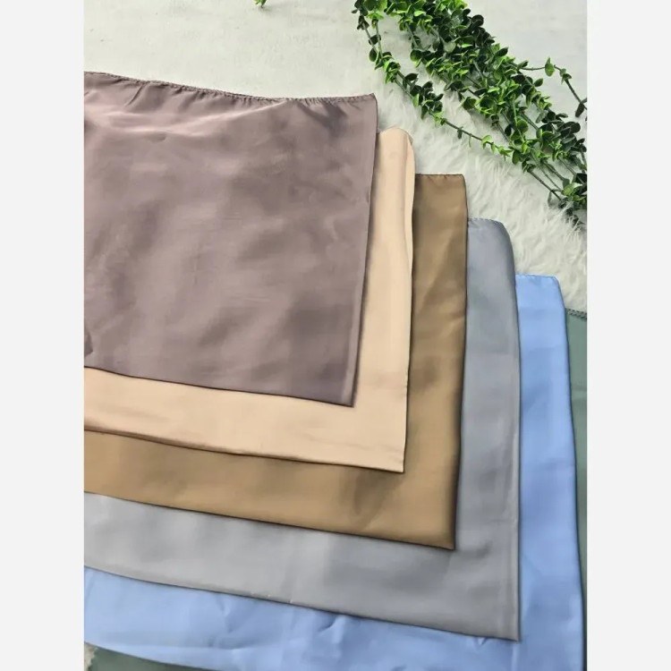 مینی اسکارف ساتن سیلک ابعاد 75*75 رنگبندی شیک و عروسکی بهاره