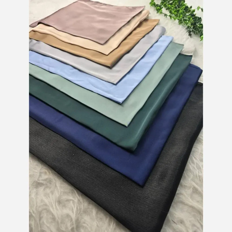 مینی اسکارف ساتن سیلک ابعاد 75*75 رنگبندی شیک و عروسکی بهاره