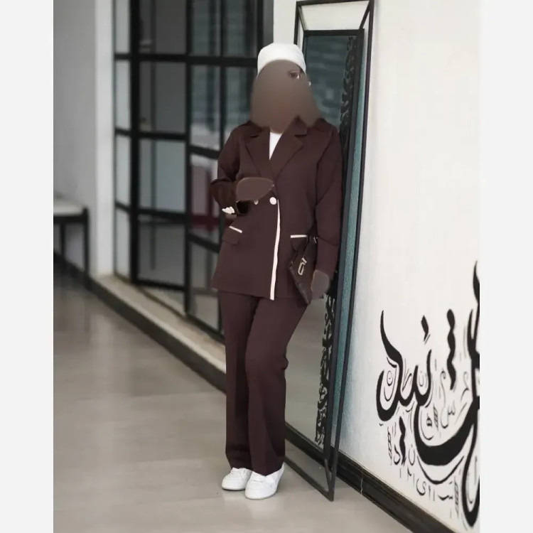 ست کت و شلوار زنانه پارچه مازراتی نخ دبل یقه انگلیسی فری سایز