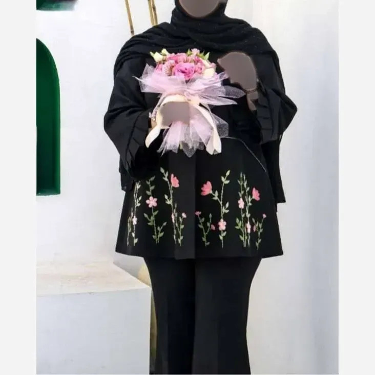 مانتو کتی زنانه مدل مهگل جنس مازراتی اعلا گلدوزی شده رنگ مشکی