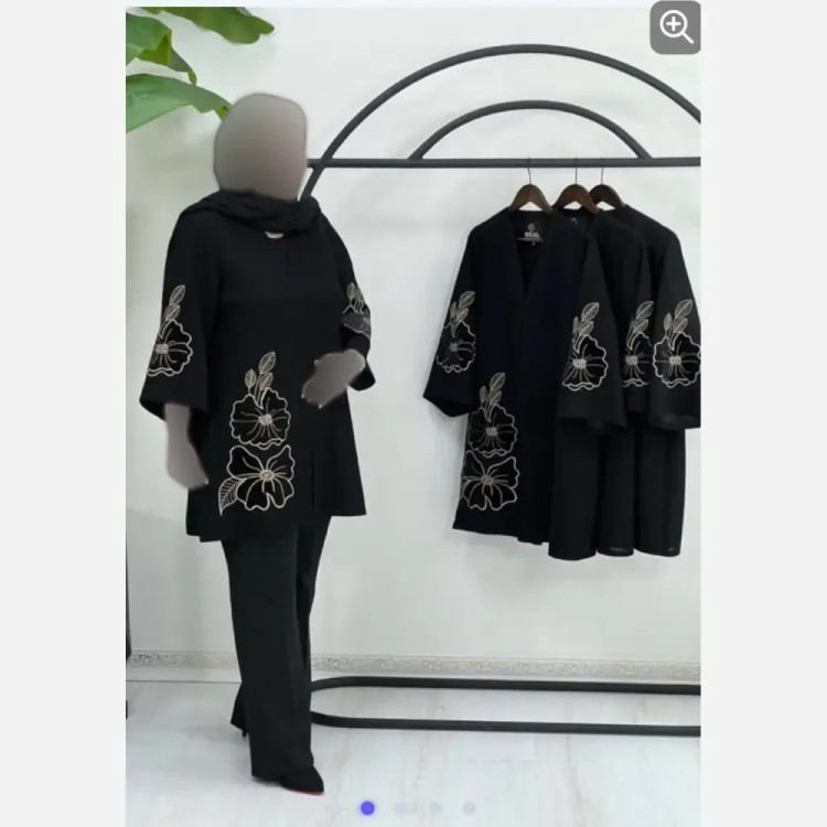 مانتو زنانه مدل بهارناز جنس مخمل شنل اعلا گلدوزی شده رنگ مشکی سایز 1 تا 2