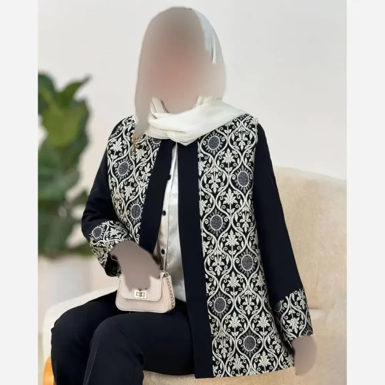 کت زنانه مجلسی مدل ماهور جنس پرشین مکانیک و سوزن دوزی فری سایز رنگ مشکی