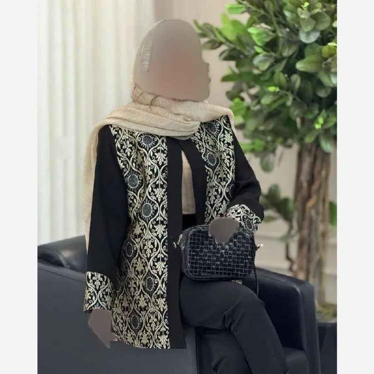 کت زنانه مجلسی مدل ماهور جنس پرشین مکانیک و سوزن دوزی فری سایز رنگ مشکی