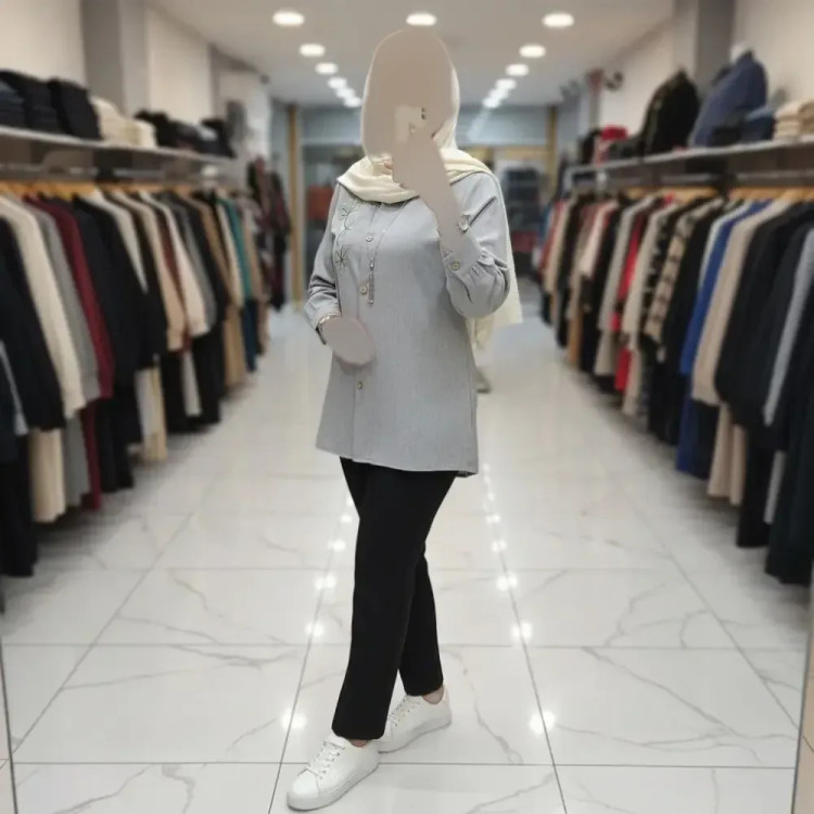 شومیز مانتویی گلدوزی شده زنانه مدل گلاره جنس شانتون پفکی فری سایز